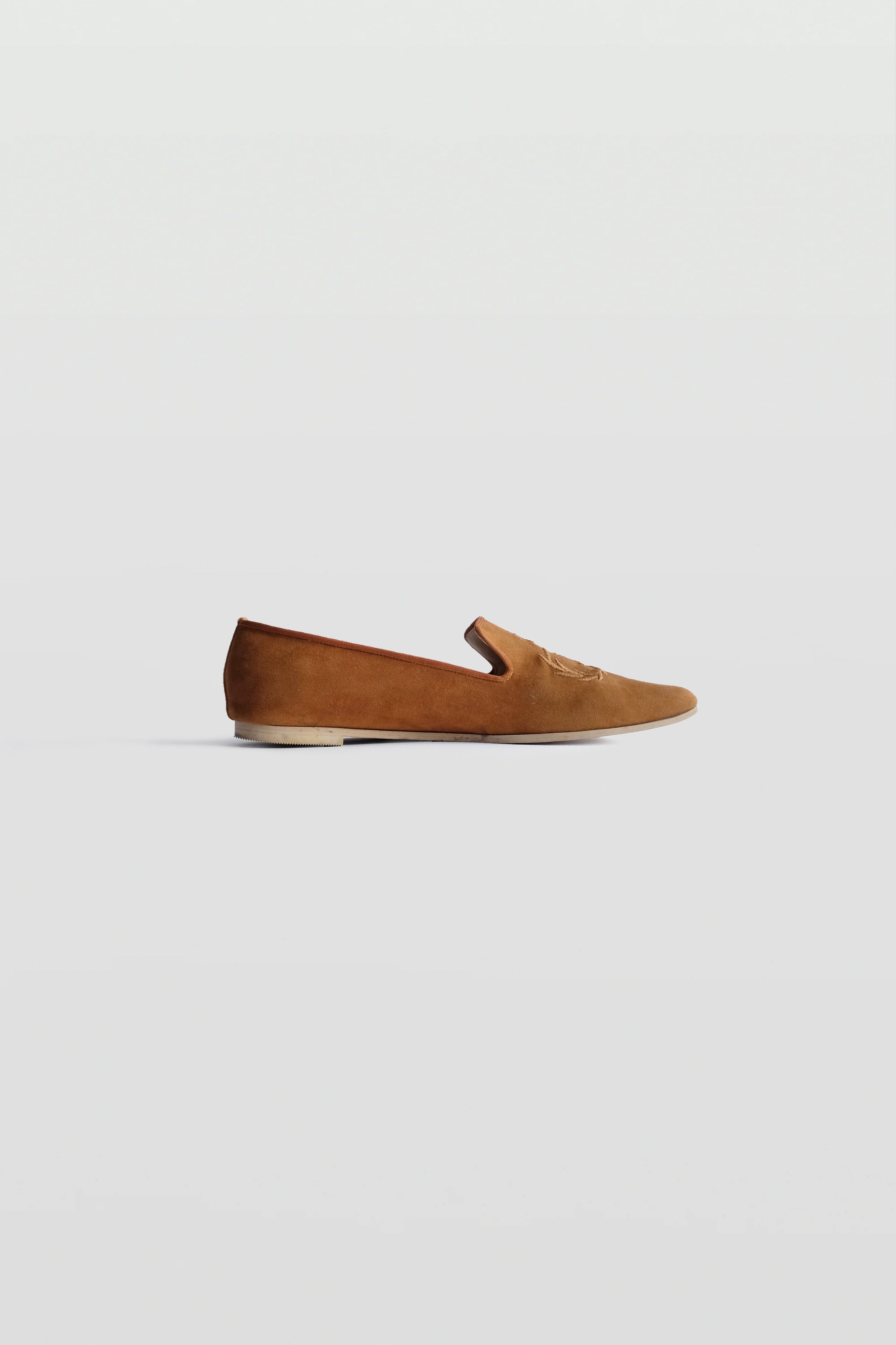 Amia Woman