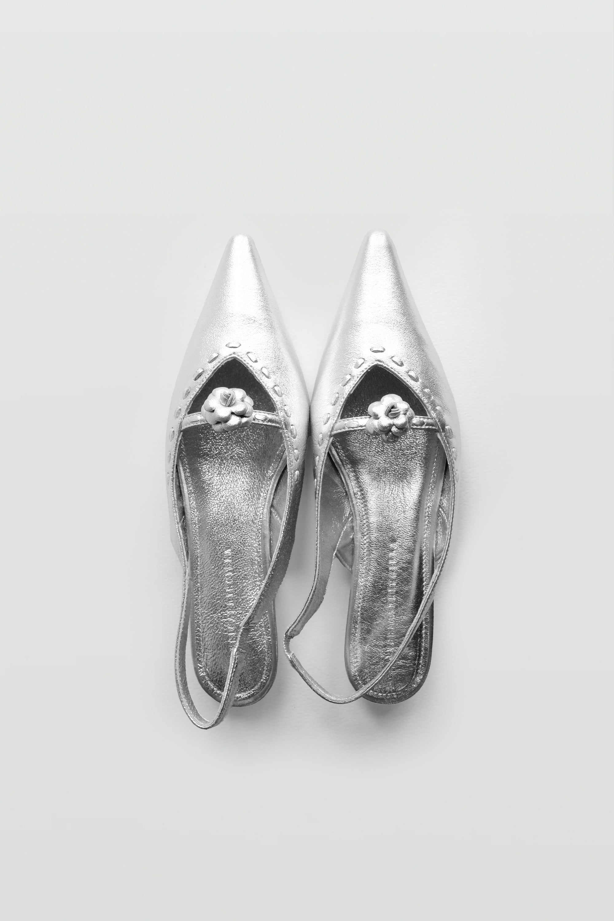 Valencia Pumps in Light Silver