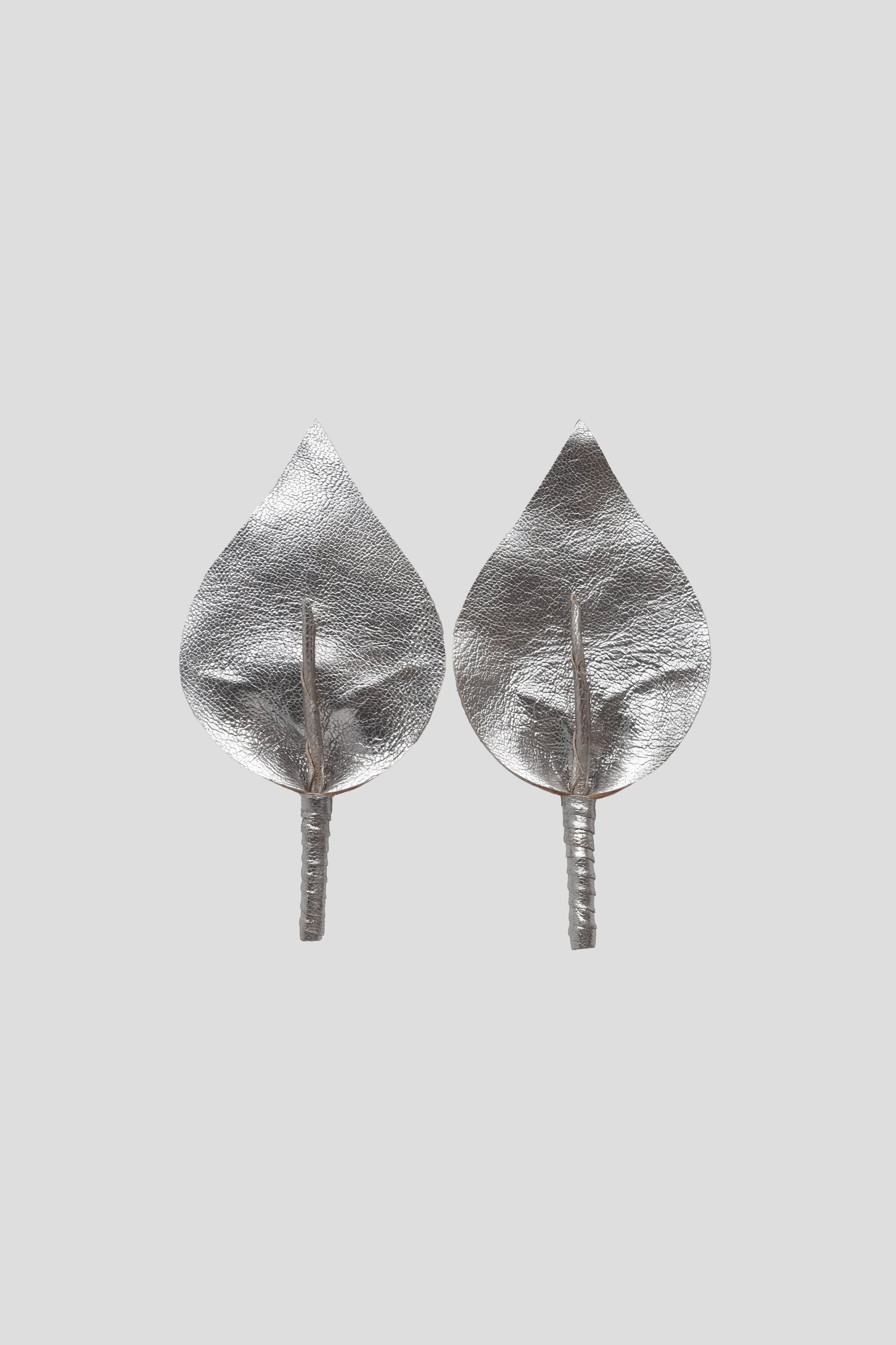 Calla Lily Clip On Shoes Accessories in Silver
