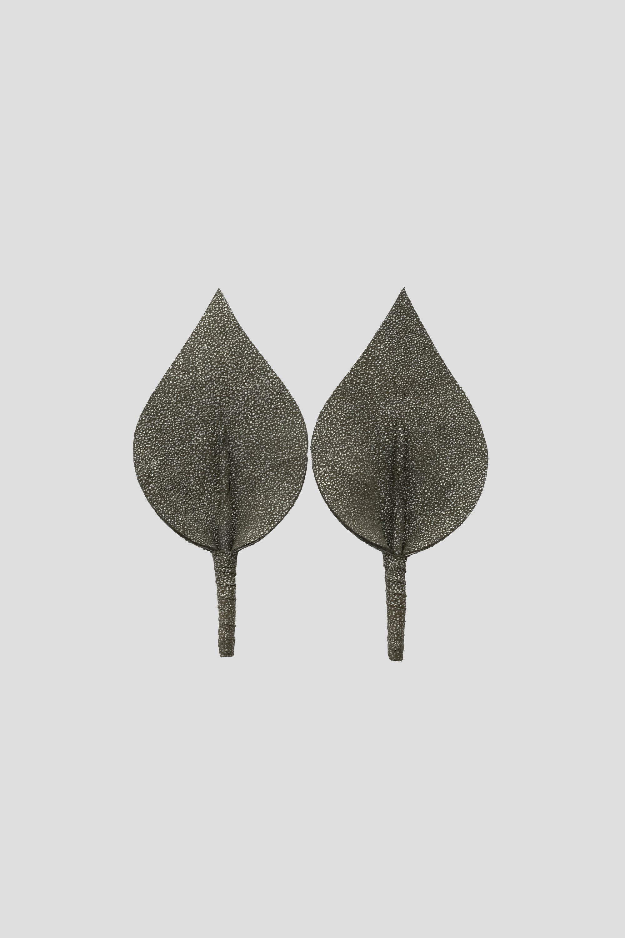 Calla Lily Clip On Shoes Accessories in Sparkling Green