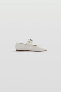 Evelina Ballet Flats in White