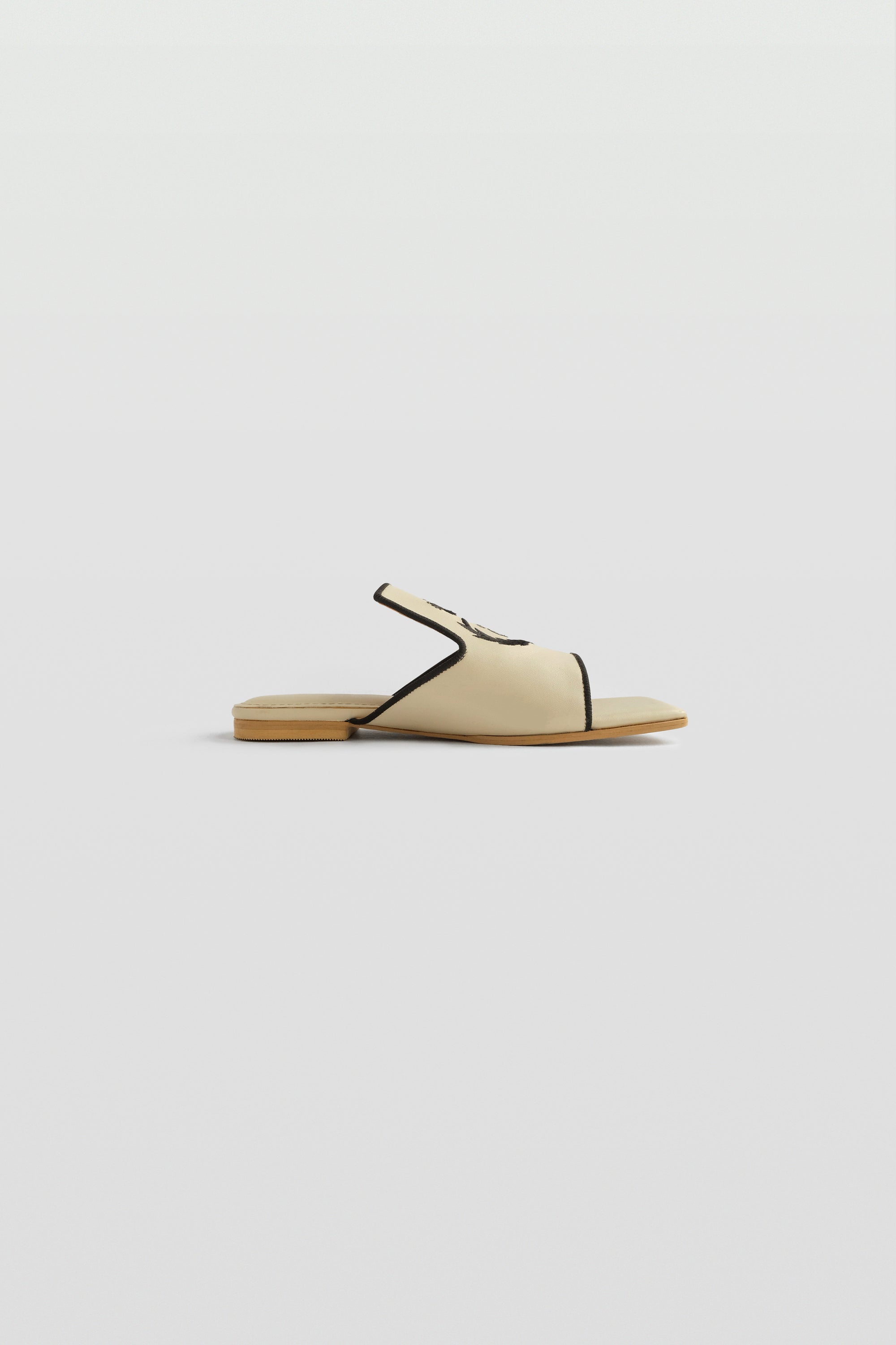 Ibygo Sandals