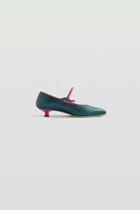 Selah Shoes in Metallic Green