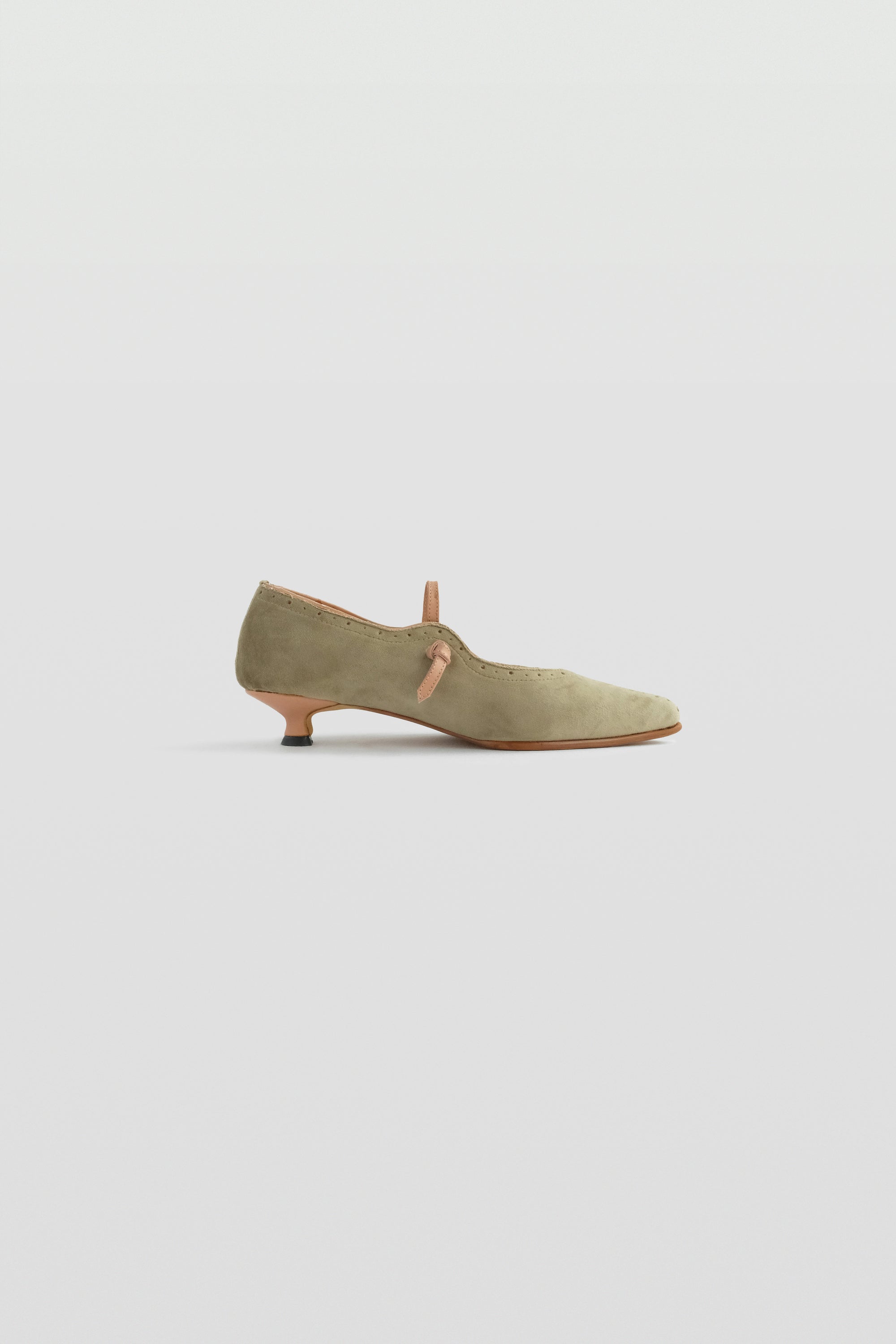 Selah Shoes in Valley Green
