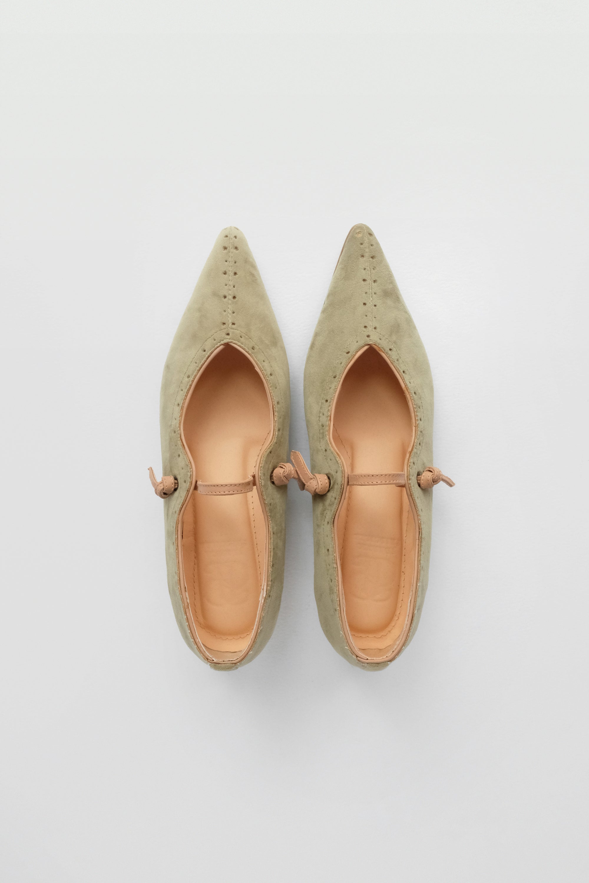 Selah Shoes in Valley Green