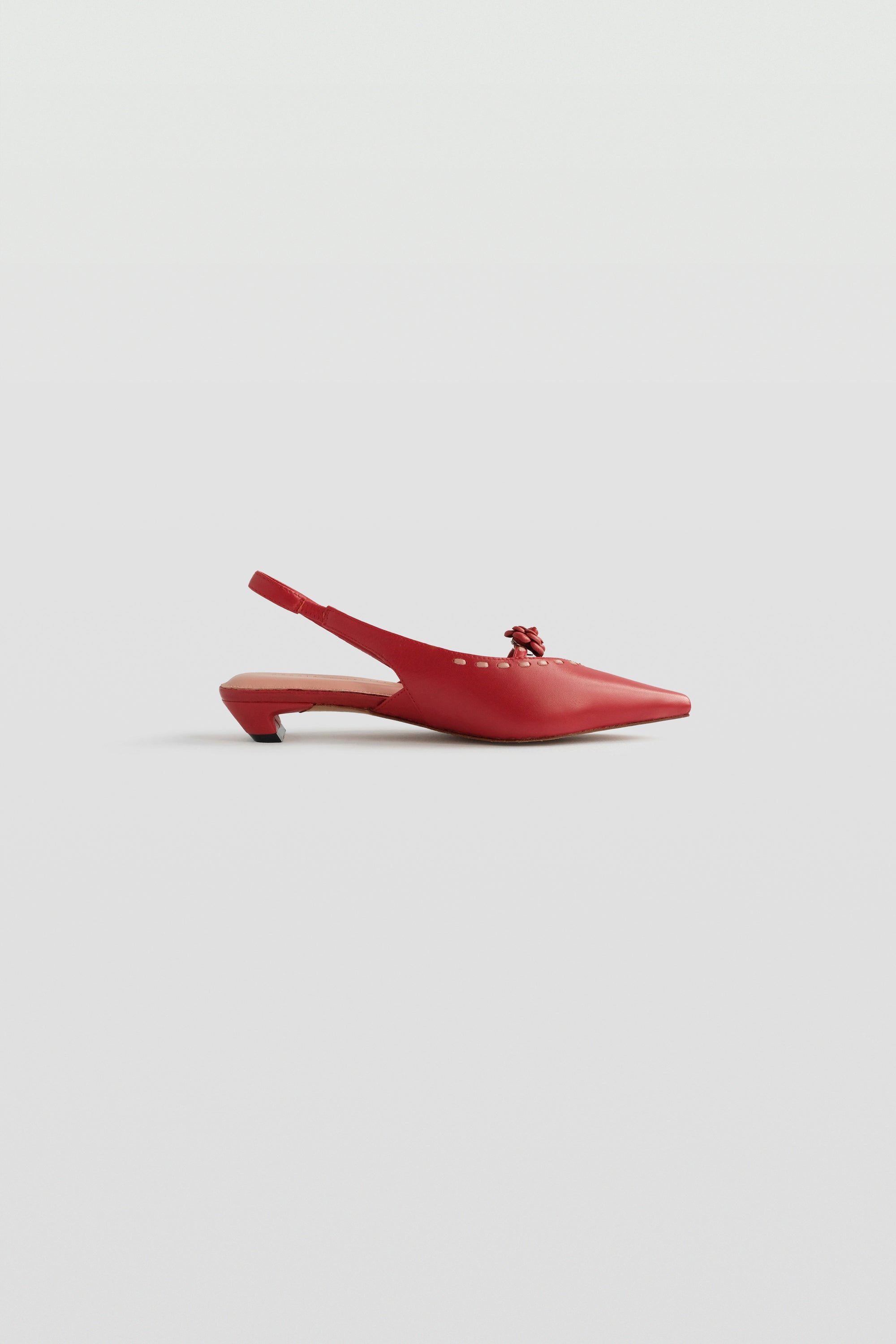 Valencia Pumps in Red